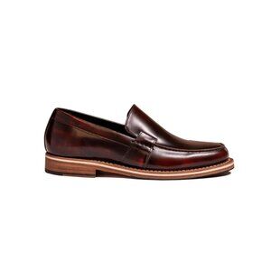 Helm | The Wilson Loafer Shoes in Burgundy